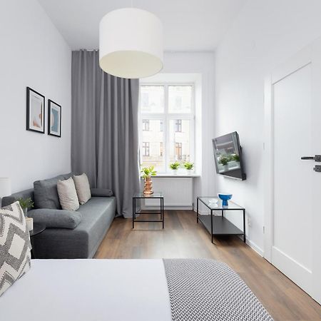 2-Bedroom Apartment - Dluga 65 Street クラクフ エクステリア 写真