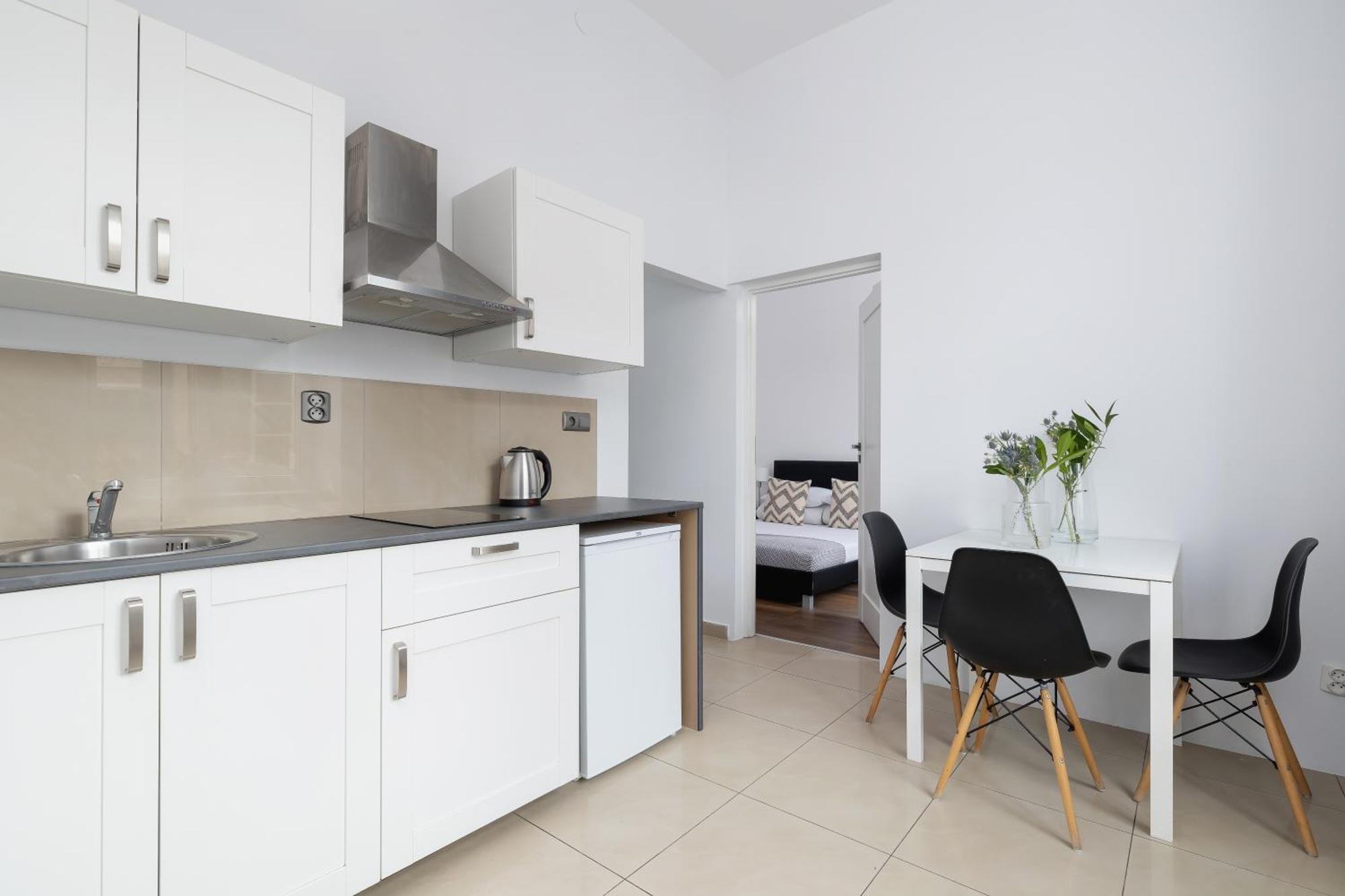 2-Bedroom Apartment - Dluga 65 Street クラクフ エクステリア 写真