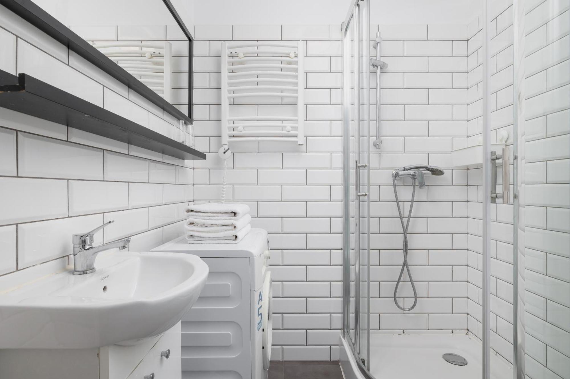 2-Bedroom Apartment - Dluga 65 Street クラクフ エクステリア 写真
